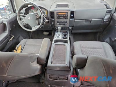Zdjęcie 8 z 12 samochodu: 2010 NISSAN TITAN XE VIN:1N6AA0EC4AN314451 - miniatura