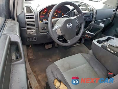 Zdjęcie 8 z 12 samochodu: 2004 NISSAN TITAN XE VIN:1N6AA06A94N586379 - miniatura