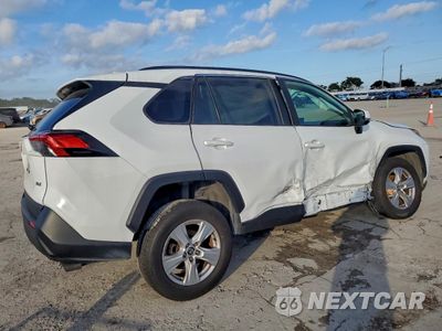 Trzecie zdjęcie samochodu z tyłu: 2020 TOYOTA RAV4 XLE VIN:2T3W1RFV3LW060305 - miniatura