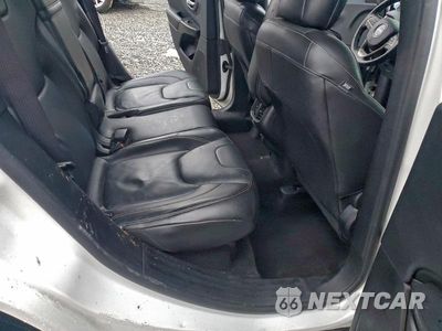 Zdjęcie 10 z 12 samochodu: 2016 JEEP CHEROKEE LIMITED VIN:1C4PJMDBXGW143639 - miniatura