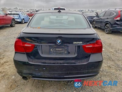 Zdjęcie 6 z 12 samochodu: 2010 BMW 328 I VIN:WBAPH7C57AA175913 - miniatura