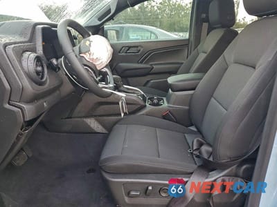 Zdjęcie 7 z 11 samochodu: 2025 CHEVROLET COLORADO VIN:1GCPSBEK7S1218027 - miniatura