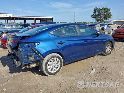 Trzecie zdjęcie samochodu z tyłu: 2019 HYUNDAI ELANTRA SE VIN:5NPD74LF8KH464034 - miniatura