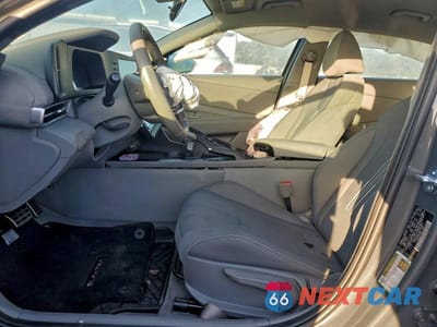 Zdjęcie 7 z 13 samochodu: 2025 HYUNDAI ELANTRA SEL SPORT VIN:KMHLM4DG1SU054933 - miniatura