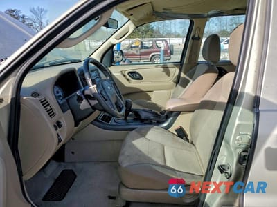 Zdjęcie 7 z 13 samochodu: 2005 FORD ESCAPE XLS VIN:1FMYU92ZX5KA88358 - miniatura