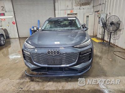 Piąte zdjęcie samochodu w środku: 2025 AUDI Q6 E-TRON PRESTIGE VIN:WA134BGF5SA014961 - miniatura