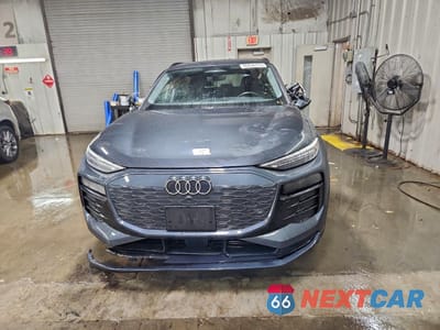 Piąte zdjęcie samochodu w środku: 2025 AUDI Q6 E-TRON PRESTIGE VIN:WA134BGF5SA014961 - miniatura