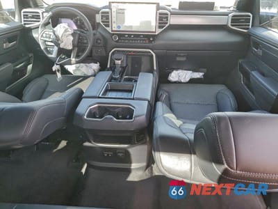 Zdjęcie 8 z 16 samochodu: 2025 TOYOTA TUNDRA CREWMAX LIMITED VIN:5TFJA5DB3SX320529 - miniatura