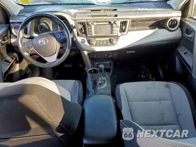 Zdjęcie 8 z 13 samochodu: 2018 TOYOTA RAV4 XLE VIN:2T3RFREV9JW840497 - miniatura