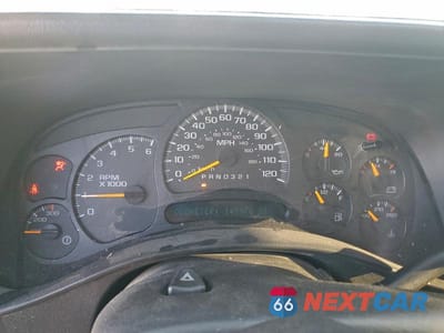 Zdjęcie 9 z 11 samochodu: 2006 CHEVROLET SILVERADO UTILITY / SERVICE TRUCK VIN:1GCHC29U46E132458 - miniatura