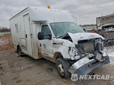 Czwarte zdjęcie samochodu z boku: 2023 FORD E450 DELIVERY TRUCK VIN:1FDXE4FN8PDD16870 - miniatura
