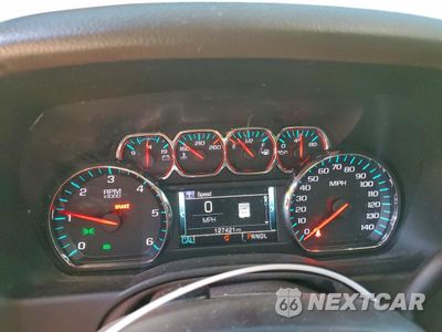 Zdjęcie 9 z 14 samochodu: 2018 CHEVROLET TAHOE C1500 LT VIN:1GNSCBKC6JR243321 - miniatura