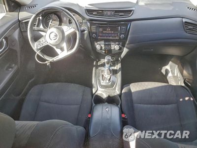 Zdjęcie 8 z 16 samochodu: 2019 NISSAN ROGUE S VIN:5N1AT2MV6KC804815 - miniatura