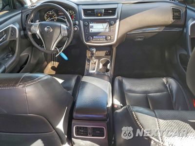 Zdjęcie 8 z 12 samochodu: 2017 NISSAN ALTIMA 3.5SL VIN:1N4BL3AP0HC161865 - miniatura