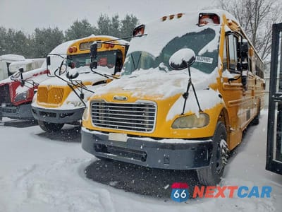 Trzecie zdjęcie samochodu z tyłu: 2008 THOMAS SAF-T-LINER C2 - SCHOOL BUS VIN:4UZABRDJ28CZ19753 - miniatura