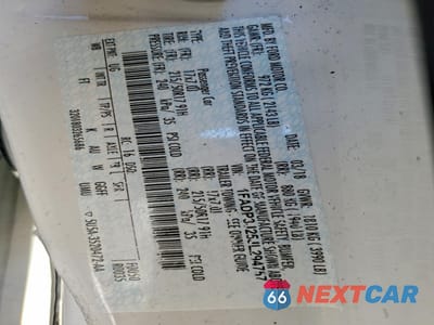 Zdjęcie 12 z 12 samochodu: 2018 FORD FOCUS TITANIUM VIN:1FADP3J25JL294757 - miniatura