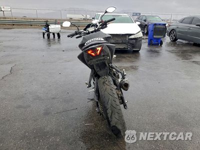 Czwarte zdjęcie samochodu z boku: 2020 YAMAHA MT-03 VIN:MH3RH20Y0LK003377 - miniatura