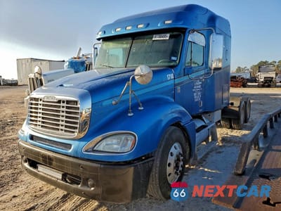 Drugie zdjęcie samochodu z przodu: 2009 FREIGHTLINER COLUMBIA 120 SEMI TRUCK VIN:1FUJA6CK69LAD3105 - miniatura