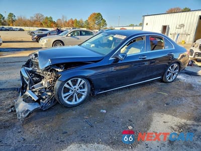 2017 MERCEDES-BENZ C 300 55SWF4JB4HU210886 - główne zdjęcie licytacji z USA - miniatura
