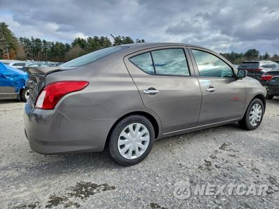 Trzecie zdjęcie samochodu z tyłu: 2015 NISSAN VERSA S VIN:3N1CN7AP3FL843546 - miniatura