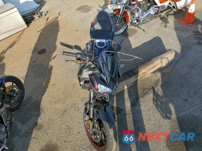 Piąte zdjęcie samochodu w środku: 2023 KAWASAKI ER650 P VIN:ML5EREP16PDA82257 - miniatura