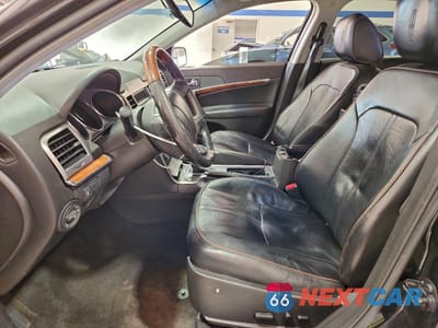 Zdjęcie 7 z 14 samochodu: 2010 LINCOLN MKZ VIN:3LNHL2GC5AR654642 - miniatura