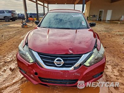Piąte zdjęcie samochodu w środku: 2017 NISSAN ALTIMA 2.5 VIN:1N4AL3AP4HC126225 - miniatura