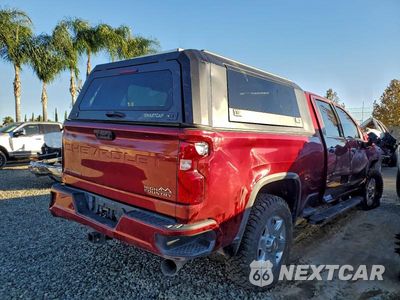 Trzecie zdjęcie samochodu z tyłu: 2020 CHEVROLET SILVERADO K3500 HIGH COUNTRY VIN:1GC4YVEY8LF125741 - miniatura