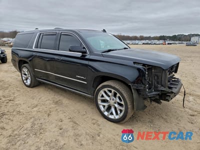 Czwarte zdjęcie samochodu z boku: 2017 GMC YUKON XL DENALI VIN:1GKS2HKJ8HR407695 - miniatura