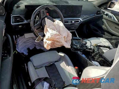 Zdjęcie 8 z 12 samochodu: 2024 BMW M4 COMPETITION VIN:WBS33BA01RCN05306 - miniatura