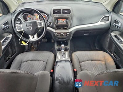Zdjęcie 8 z 14 samochodu: 2018 DODGE JOURNEY SE VIN:3C4PDCABXJT535314 - miniatura