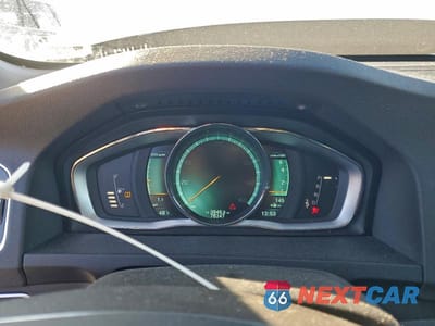 Zdjęcie 9 z 11 samochodu: 2015 VOLVO V60 PLATINUM VIN:YV1612SD4F1212996 - miniatura