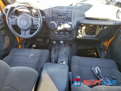 Zdjęcie 8 z 11 samochodu: 2012 JEEP WRANGLER UNLIMITED SPORT VIN:1C4HJWDG5CL252162 - miniatura