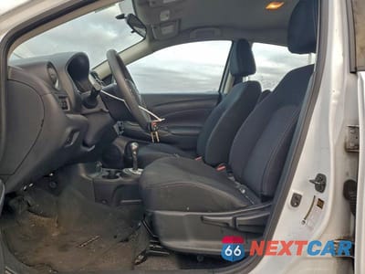 Zdjęcie 7 z 12 samochodu: 2017 NISS VERSA VIN:3N1CN7AP2HL830984 - miniatura