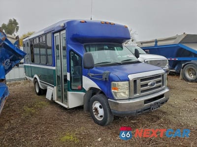 2008 FORD E450 SHUTTLE BUS 1FD4E45L58DB51350 - główne zdjęcie licytacji z USA - miniatura