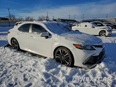Czwarte zdjęcie samochodu z boku: 2021 TOYOTA CAMRY LE VIN:4T1C31AK4MU029795 - miniatura