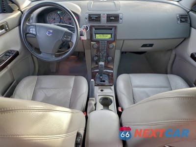 Zdjęcie 8 z 13 samochodu: 2007 VOLVO S40 2.4I VIN:YV1MS390972293941 - miniatura