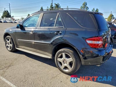 Drugie zdjęcie samochodu z przodu: 2008 MERCEDES-BENZ ML 550 VIN:4JGBB72E68A408881 - miniatura