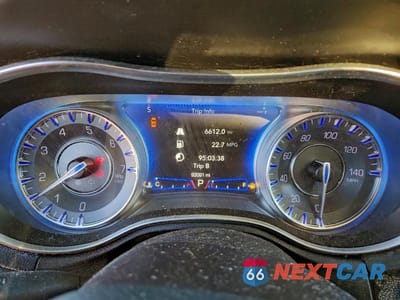 Zdjęcie 9 z 11 samochodu: 2020 CHRYSLER 300 LIMITED VIN:2C3CCAEG4LH102809 - miniatura