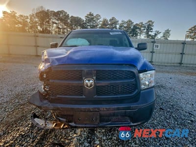 Piąte zdjęcie samochodu w środku: 2022 RAM 1500 CLASSIC TRADESMAN VIN:3C6RR6KGXNG330264 - miniatura