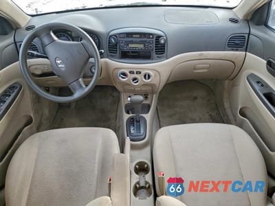 Zdjęcie 8 z 11 samochodu: 2006 HYUNDAI ACCENT GLS VIN:KMHCN45C06U041380 - miniatura