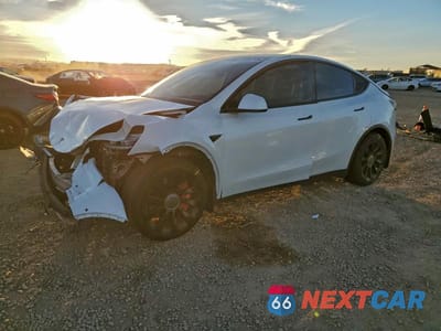 2021 TESLA MODEL Y 5YJYGDED1MF125923 - główne zdjęcie licytacji z USA - miniatura