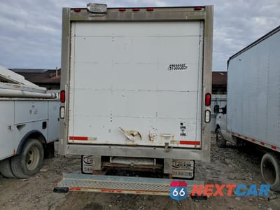 Zdjęcie 6 z 13 samochodu: 2013 GMC SAVANA BOX TRUCK VIN:1GD072BA1D1117899 - miniatura