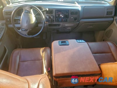 Zdjęcie 8 z 12 samochodu: 2001 FORD F350 SUPER DUTY VIN:1FTWW32F31EA02941 - miniatura