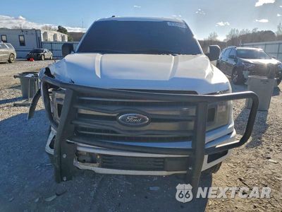 Piąte zdjęcie samochodu w środku: 2018 FORD F150 SUPERCREW VIN:1FTEW1E5XJKD91355 - miniatura