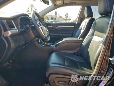 Zdjęcie 7 z 13 samochodu: 2016 TOYOTA HIGHLANDER XLE VIN:5TDJKRFH8GS311795 - miniatura