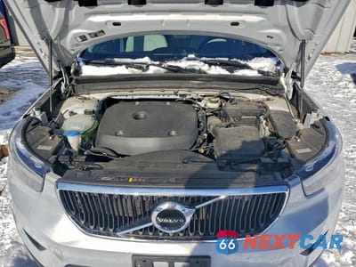 Zdjęcie 12 z 13 samochodu: 2020 VOLVO XC40 T5 MOMENTUM VIN:YV4162UK7L2203340 - miniatura