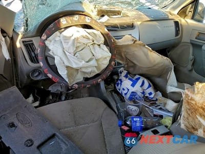 Zdjęcie 8 z 12 samochodu: 2008 FORD FOCUS S VIN:1FAHP34N48W201601 - miniatura