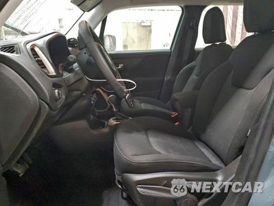 Zdjęcie 7 z 16 samochodu: 2017 JEEP RENEGADE SPORT VIN:ZACCJAAB2HPE85165 - miniatura