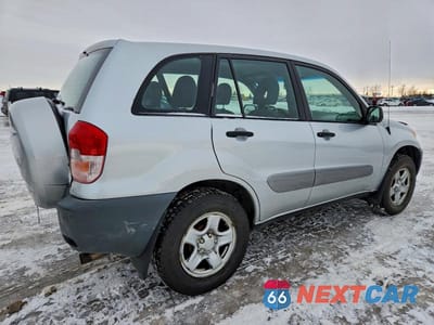 Trzecie zdjęcie samochodu z tyłu: 2001 TOYOTA RAV4 VIN:JTEHH20V310100299 - miniatura